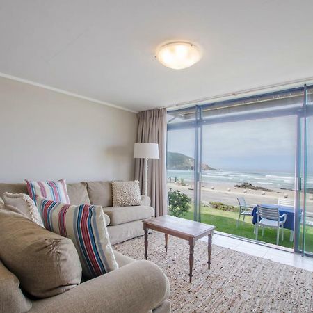 Herolds Bay Accommodation - Hiers Ons Weer Downstairs Exterior photo